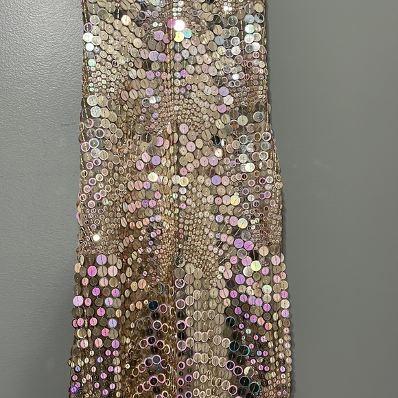 NBD x REVOLVE Ember Gown in Iridescent Gold
X by NBD sequin dress - Picture 4 of 10